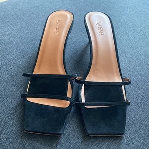 ‘By Far’ timeless suede kitten heels! Sample shoe but new!